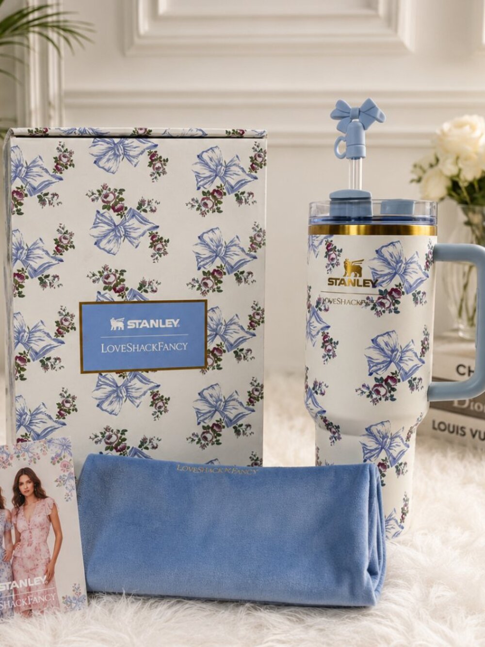 Stanley x LoveShackFancy 40oz Quencher Tumbler Gift Set Blue NWT